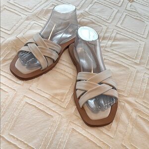 🦀 Crevo sandals white
